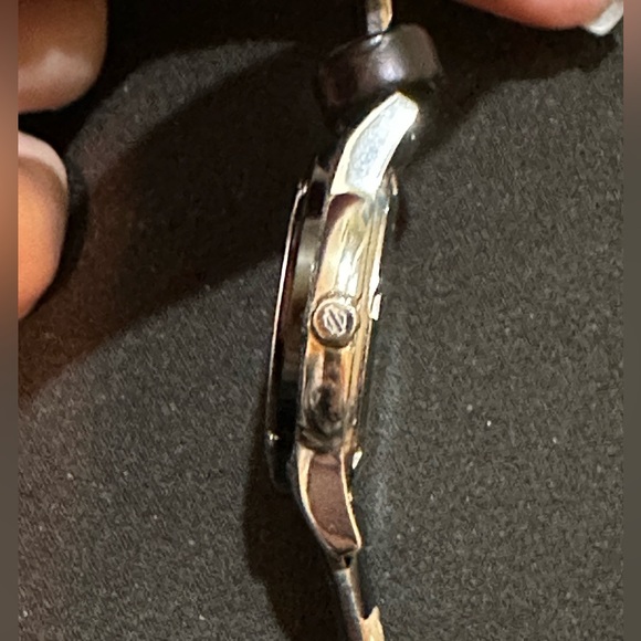 Harley Davidson Women’s Mother of Pearl Diamond Watch - Picture 14 of 15